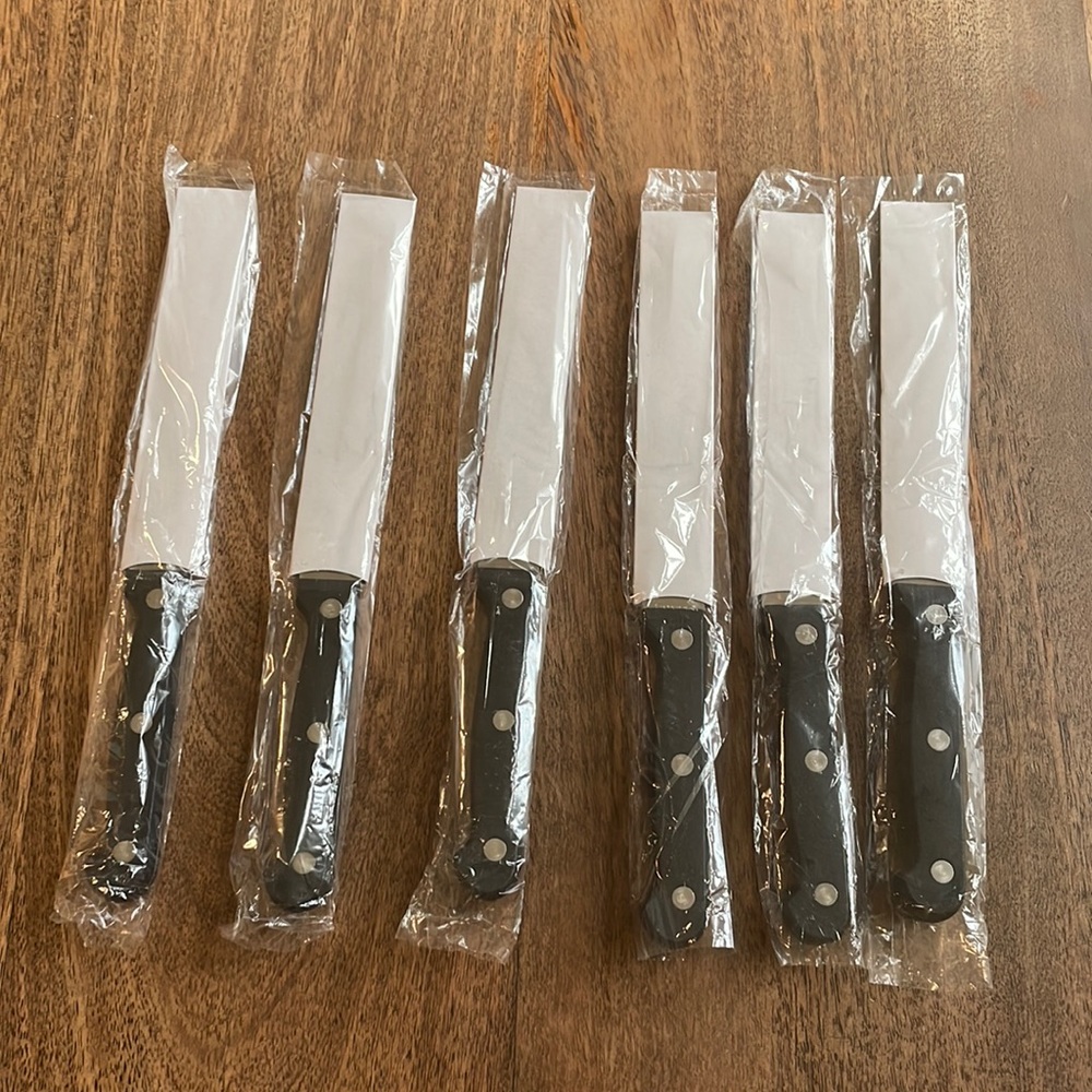 6 steak knifes